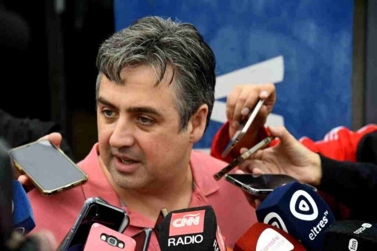 Cococcioni habló con los medios este miércoles sobre lo sucedido a Pullaro. Gentileza: prensa Gobierno de Santa Fe.