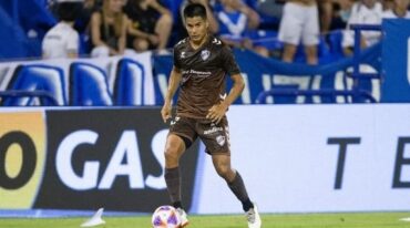 Gonzalo Asís es el lateral que podría llegar a calle Grella.