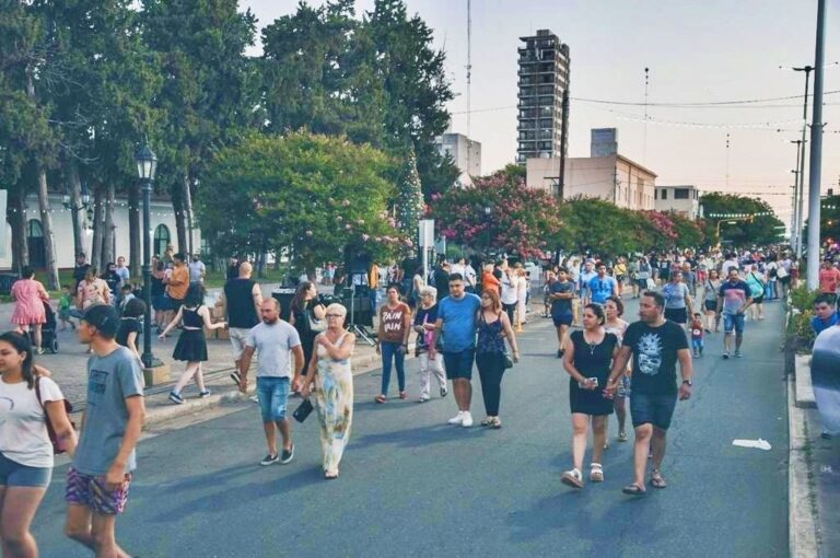 Organiza la Cámara de Comerciantes 'Yo amo mi ciudad' con el auspicio de la Municipalidad de San Lorenzo. Gentileza