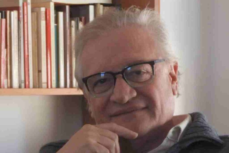 El escritor nacido en Casilda presentó su libro de cuentos La letra inesperada. Gentileza.
