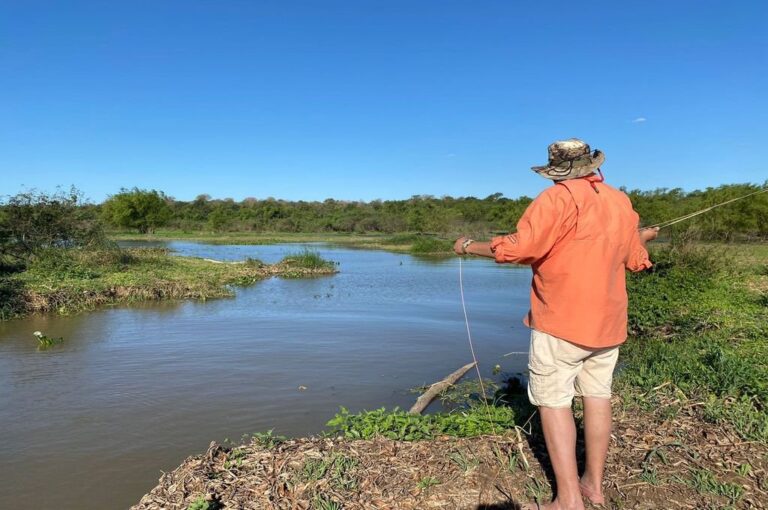 Bruno Airaldi inició en La Paz la pesca con mosca