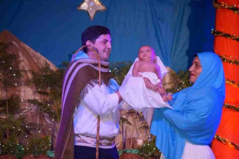 La Sagrada Familia en la interpretación durante la obra. Gentileza: Juan Manuel Palermo.