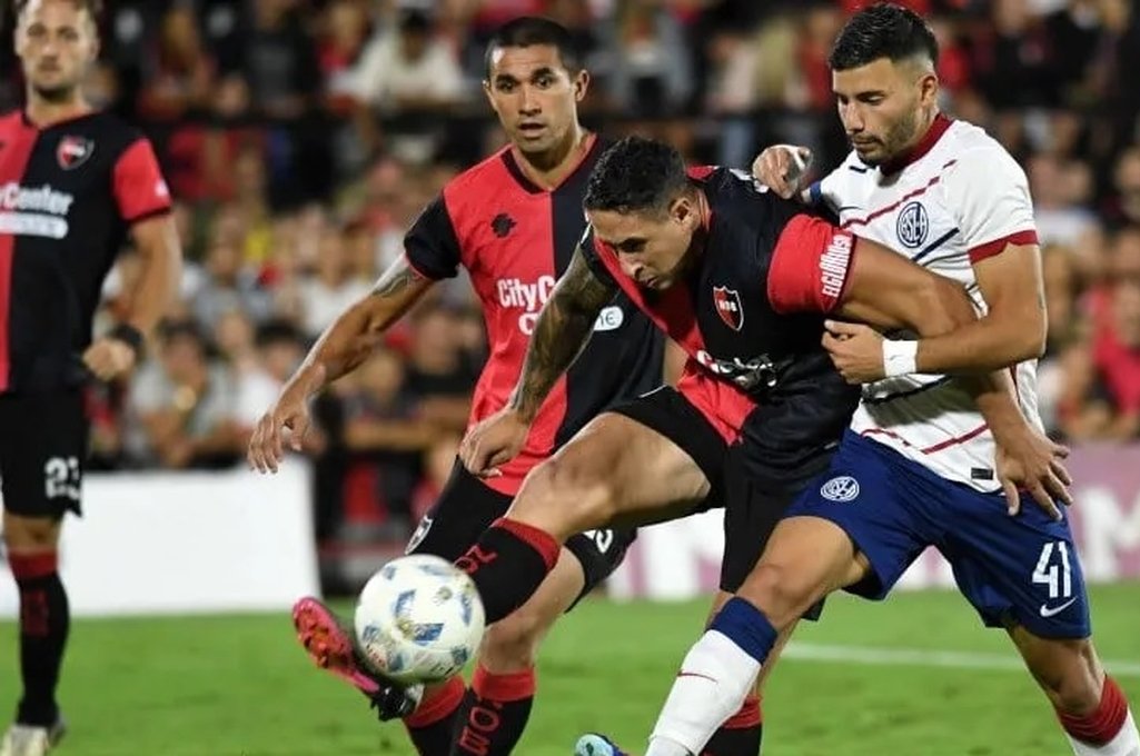 El conjunto rosarino debió conformarse con un empate en su cancha. TyC Sports