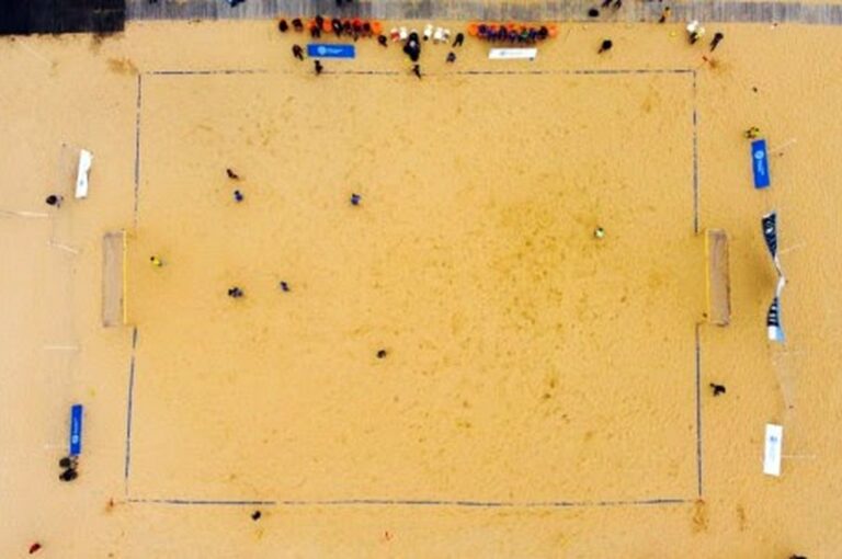 Las actividades comenzarán en el Balneario La Florida con el Torneo América Femenino de Clubes de fútbol playa por la Copa Ciudad de Rosario. Mun. de Rosario