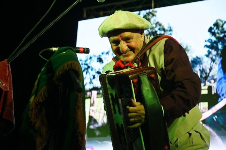 'Conmemorar los 136 años de la ciudad como intendente es un orgullo porque venimos trabajando y apostando por tener una ciudad diferente desde hace 8 años y este es el camino