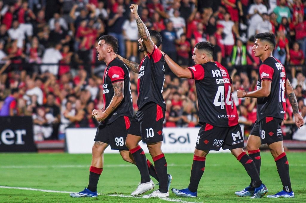 El triunfo del jueves le quitó la presión a Newells