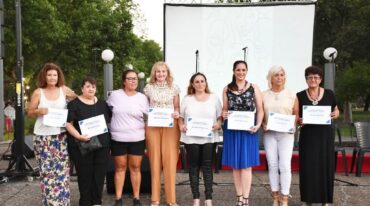 'Felicitamos a todas las homenajeadas y agradecemos la participación de las instituciones y particulares que presentaron las postulaciones'