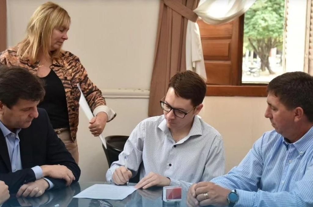 'El convenio firmado consiste en un aporte no reintegrable de .988.099