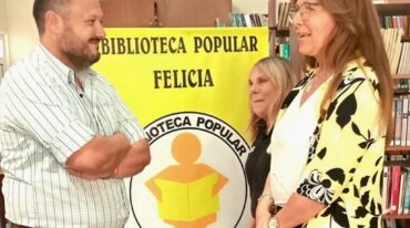 'Seguimos transitando y haciendo cultura en cada rincón santafesino desde un trabajo mancomunado y federal. Felicitaciones a todos los que formaron parte de este libro que sigue transitando por distintas generaciones'