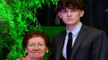 Haas con su abuela Sofía