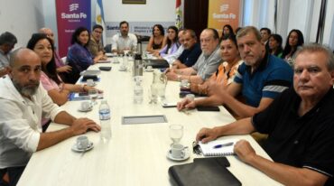 Funcionarios y gremialistas se vieron la cara este miércoles en la ciudad de Santa Fe. Luis Cetraro