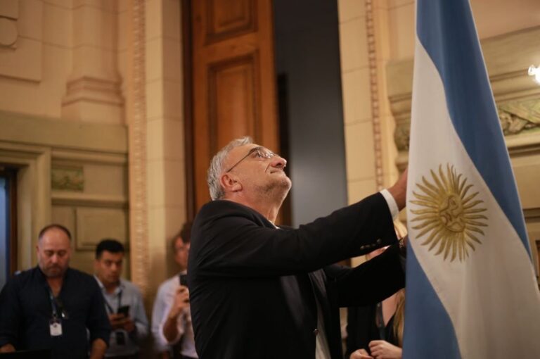 'Fue una reunión muy positiva donde pudimos detallar las viviendas que se están ejecutando en el Departamento Castellanos por parte del gobierno provincial