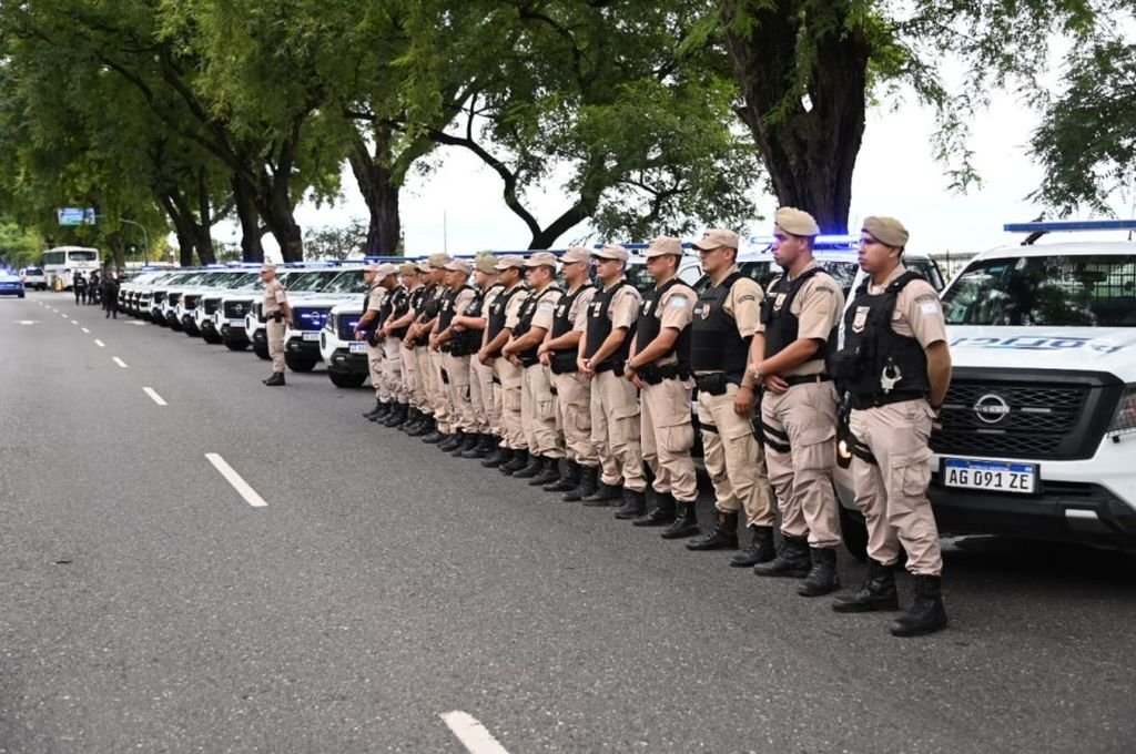 El intendente también señaló que este aporte de los bonaerenses se suma a la ayuda de toda la Argentina "como lo hicieron los gobernadores