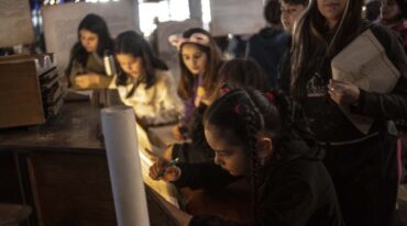 La organización de estas visitas guiadas por parte de las instituciones culturales de Rosario facilita enormemente la tarea de los docentes