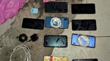 Los dispositivos detectados antes del ingreso a la cárcel. gentileza Ministerio de Seguridad