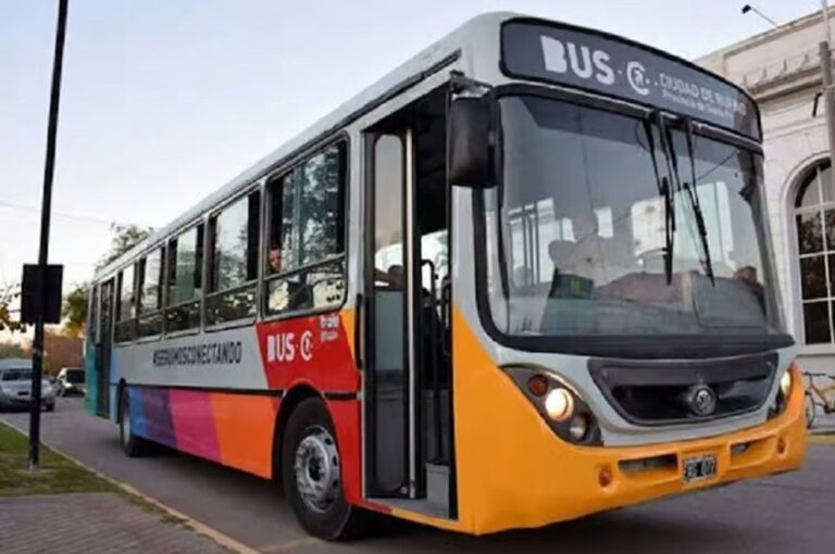 Los recorridos duran 40 minutos y unen los barrios más alejados de Rufino