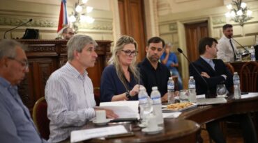 Estuvieron presentes en la reunión los senadores Felipe Michlig