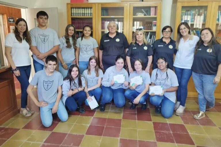Alumnos y escritores de la comunidad perteneciente al dpto. Las Colonias formaron parte de estas ediciones inspiradas en la creación de conciencia ecológica; obras literarias dedicadas al medio ambiente tomando al monte