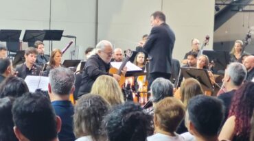 Con Eduardo Isaac como invitado de lujo