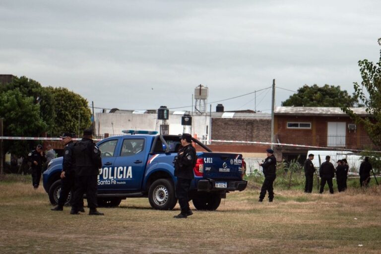 Personal policial trabajó en las escena tras las hallazgo. Marcelo Manera