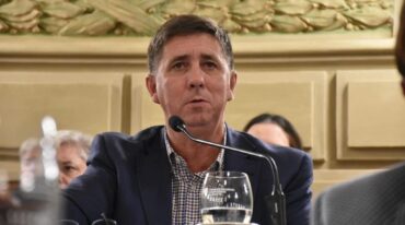 'Esta media sanción a un proyecto evolucionado a partir de poder llevar la voz de nuestros productores a diferentes ámbitos de la administración provincial y exhibiendo sus expectativas en cada labor parlamentaria en diferentes comisiones es un logro que una vez más pone de manifiesto la importancia de la escucha activa en el territorio y del diálogo permanente en el Senado'