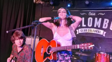 La compositora ahondó en diferentes temas durante la entrevista. gentileza