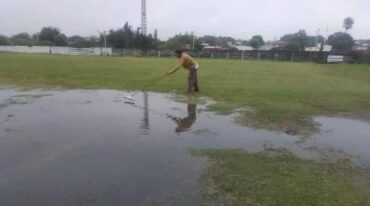 Así lucía la cancha de Peñarol tras la lluvia del sábado. Gentileza Minuto a Minuto