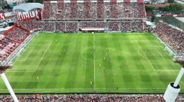 El amor del hincha es incondicional. Es el mejor tesoro que se fue gestando desde aquél 15 de abril de 1907