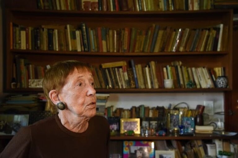 Autora de ciencia ficción
