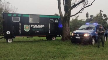 Los agentes de la Unidad Regional VI secuestraron los animales y la camioneta Ford Ranger. Interviene el Ministerio Público de la Acusación