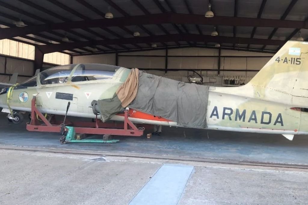 Recuperar el "avión-héroe" de Malvinas demanda un gran esfuerzo Gentileza