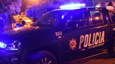 La pequeña recibió un impacto de bala en uno de sus brazos. gentileza