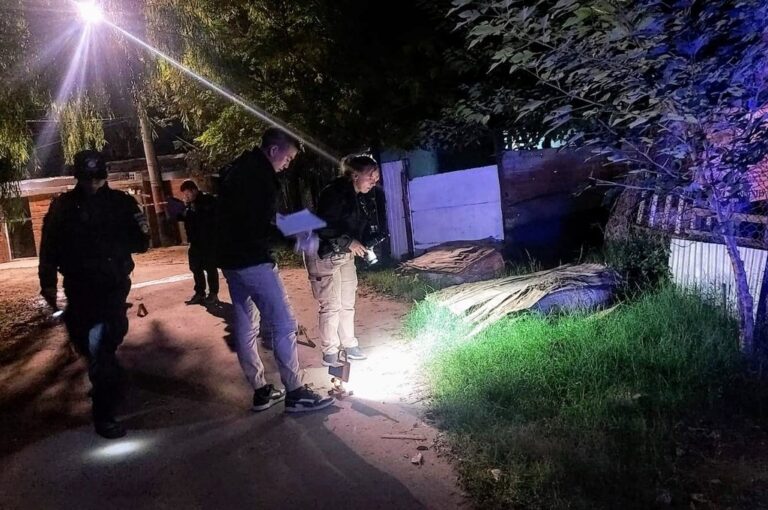 El violento episodio se registró minutos después de las 22 del martes 23 de abril