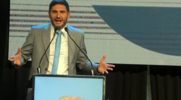 "Cada vez se va haciendo una bola más grande que el Estado con Rentas Generales lo tiene que cubrir. Yo creo que un kiosquero de Rafaela