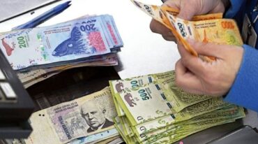 El gobierno provincial publicó el cronograma de pago a estatales correspondiente a abril. Archivo