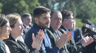 El acto contó con la presencia del gobernador Maximiliano Pullaro; la vicegobernadora Gisela Scaglia; Juan Pablo Poletti