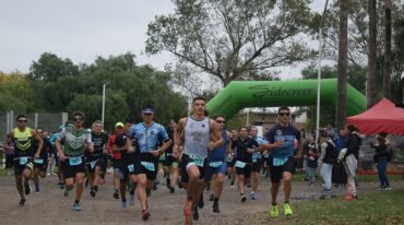 La largada de Individuales del duatlón rural de Viale exhibió una primera línea de destacados de las pruebas combinadas. Luis Gómez