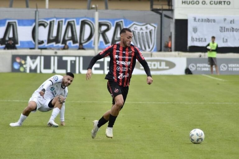 Patronato jugó en medio de rumores de una salida anticipada de Walter Perazzo  Gentileza
