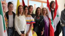 La presentación oficial en Esperanza contó con la presencia de las secretarias municipales de Innovación y Desarrollo Económico