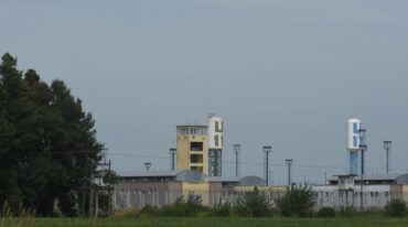 La ley autoriza al Poder Ejecutivo Provincial a expropiar terrenos aledaños a la cárcel de Piñero para la ampliación del complejo penitenciario. Archivo.