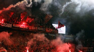 El Coloso volverá a tener el calor y color de sus hinchas. Archivo