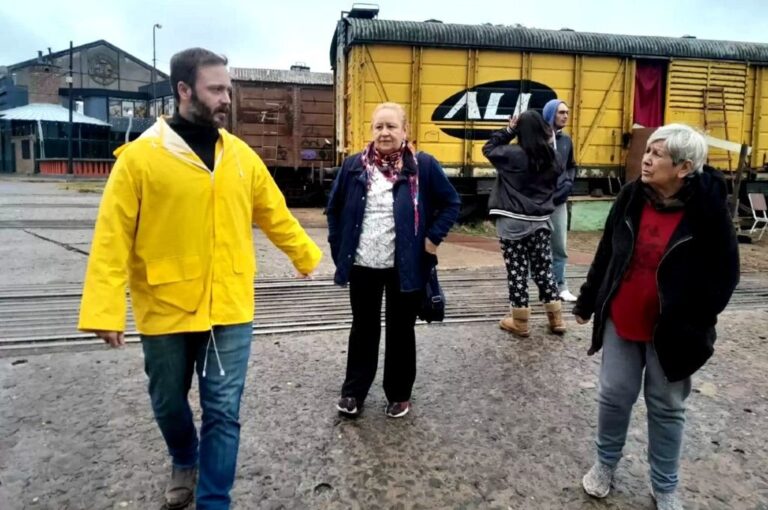 El intendente Azcué recorrió la zona del Puerto