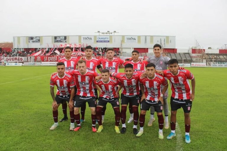 El equipo juliense logró el ascenso la temporada pasada