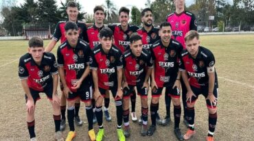 Totoras Juniors es el nuevo puntero de la liga. Francisco Diez.