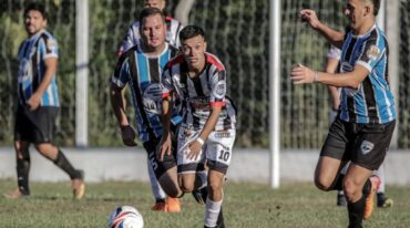 Victoria sacó una mínima ventaja en el primer partido