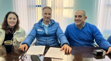 El edificio incorporará sobre su cubierta paneles fotovoltaicos para un uso sustentable de la energía y termotanques solares para el servicio de agua caliente. Asimismo