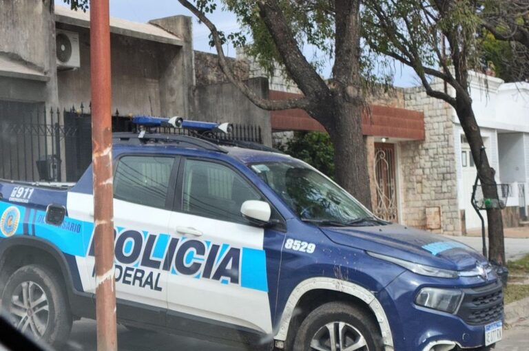 Gran despliegue de la Policía Federal en las calles de Casilda.  Gentileza.