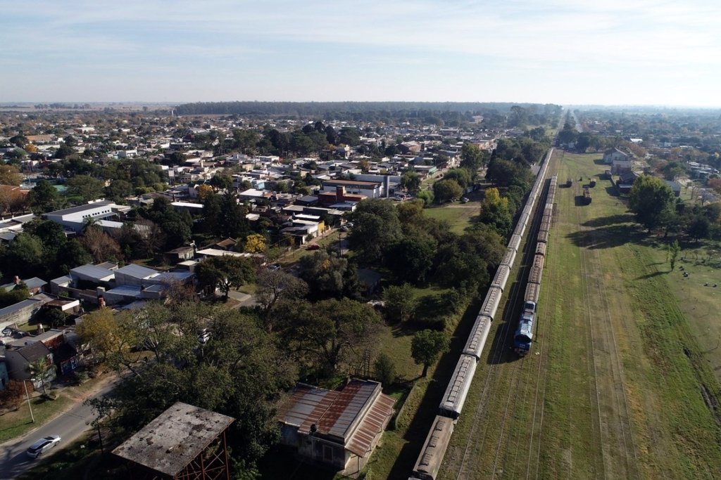 Tierra ferroviaria. Los paivenses afrontan el desafío histórico de cambiar la matriz productiva de la ciudad. Fernando Nicola