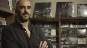 El gran valor del libro está justamente en las voces y en cómo estas voces de algún modo se van conectando. Sebastián Vargas.