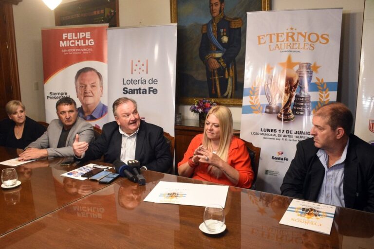 El senador Felipe Michlig encabezó el anuncio oficial de la exhibición. Luis Cetraro